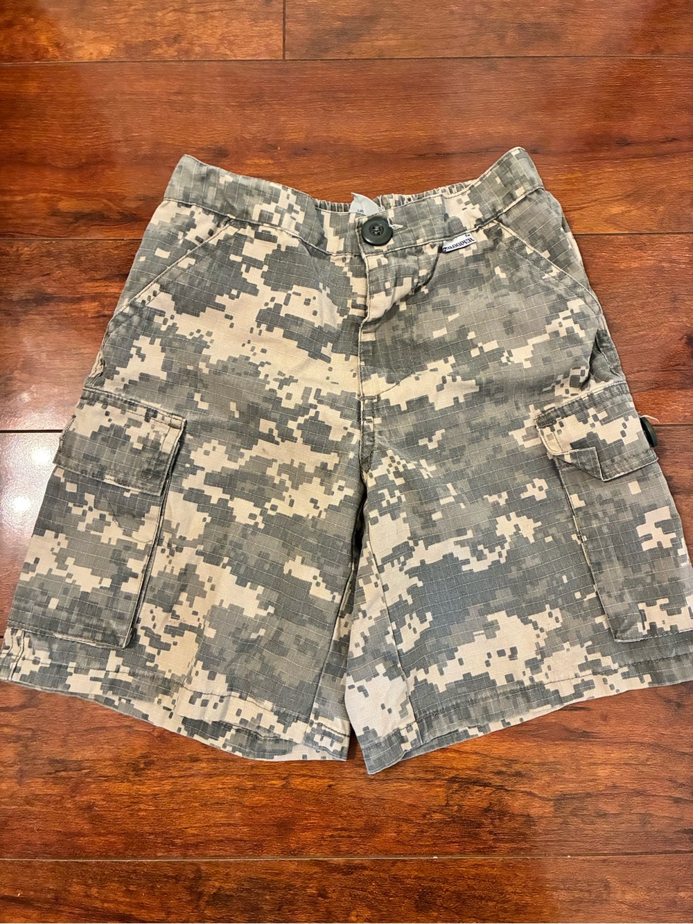 Kids' Cargo Shorts in Green Digital Camo